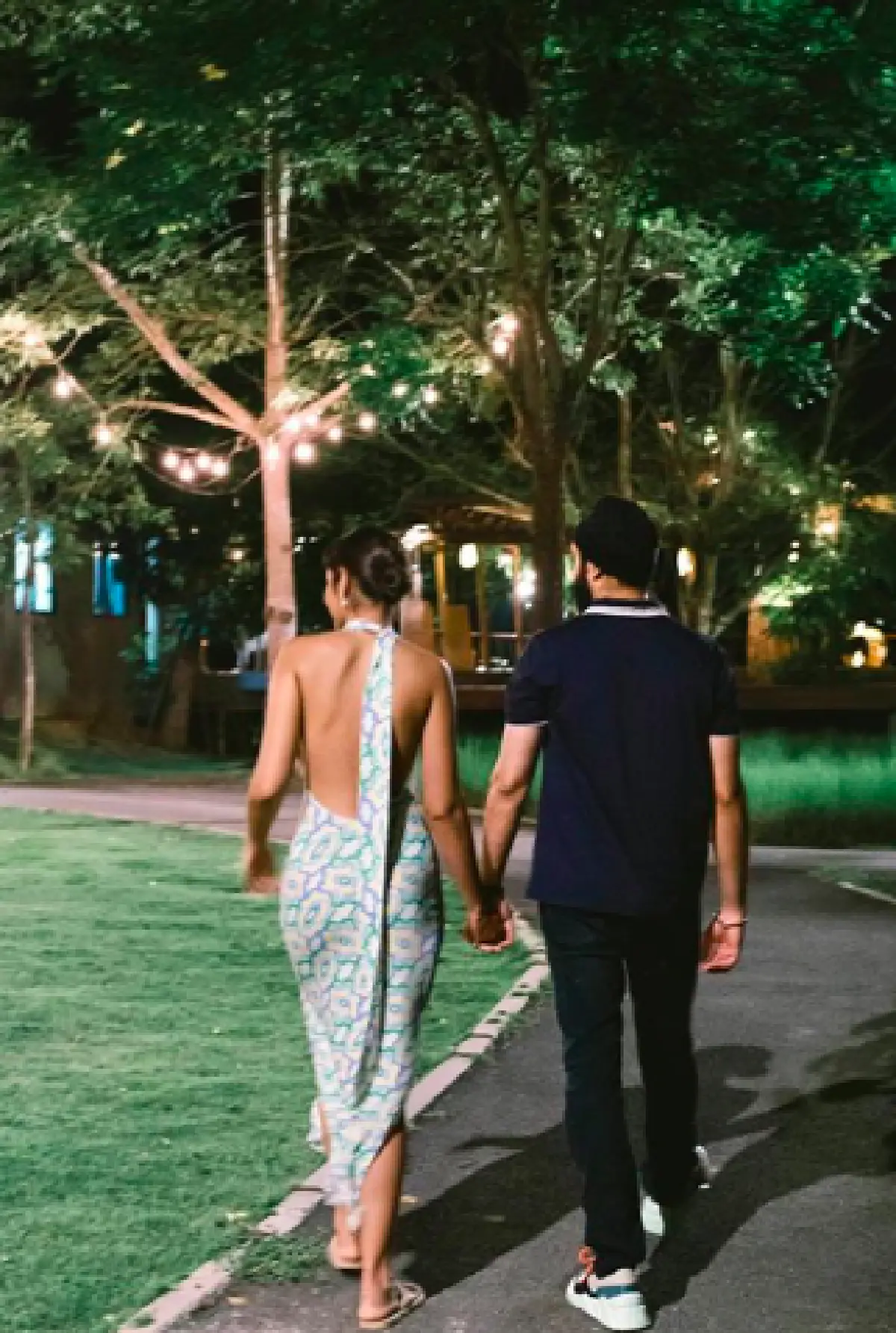 "วีนา" รอง MUT 2020 ถูกแฟนหนุ่มนักธุรกิจ คุกเข่าเซอร์ไพรส์ขอแต่งงานสุดโรแมนติก