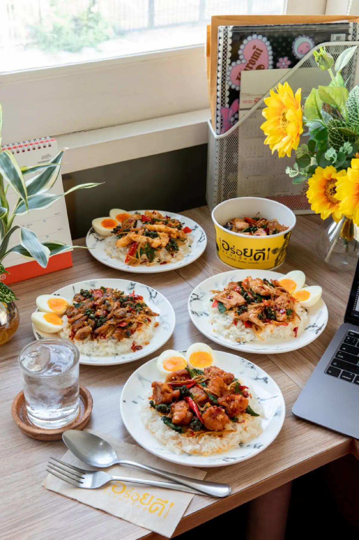 ร้าน “อร่อยดี” เสิร์ฟเมนูด่วนอบอวลสมุนไพรไทย-กระชายขาว เสริมสร้างภูมิคุ้มกัน