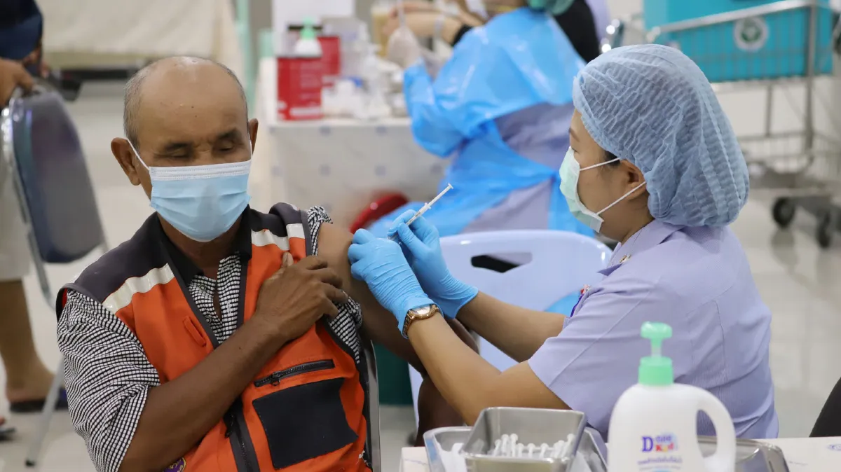 "แม่ลาวทอง"นางร้ายหน้าสวยละครดัง"วันทอง"ชวนฉีดวัคซีนโควิด