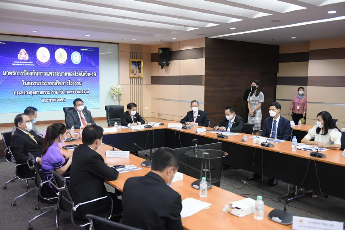 รัฐ-เอกชนเร่งสกัดคลัสเตอร์โรงงาน พบติดโควิด 149 แห่ง 7.7 พันคน