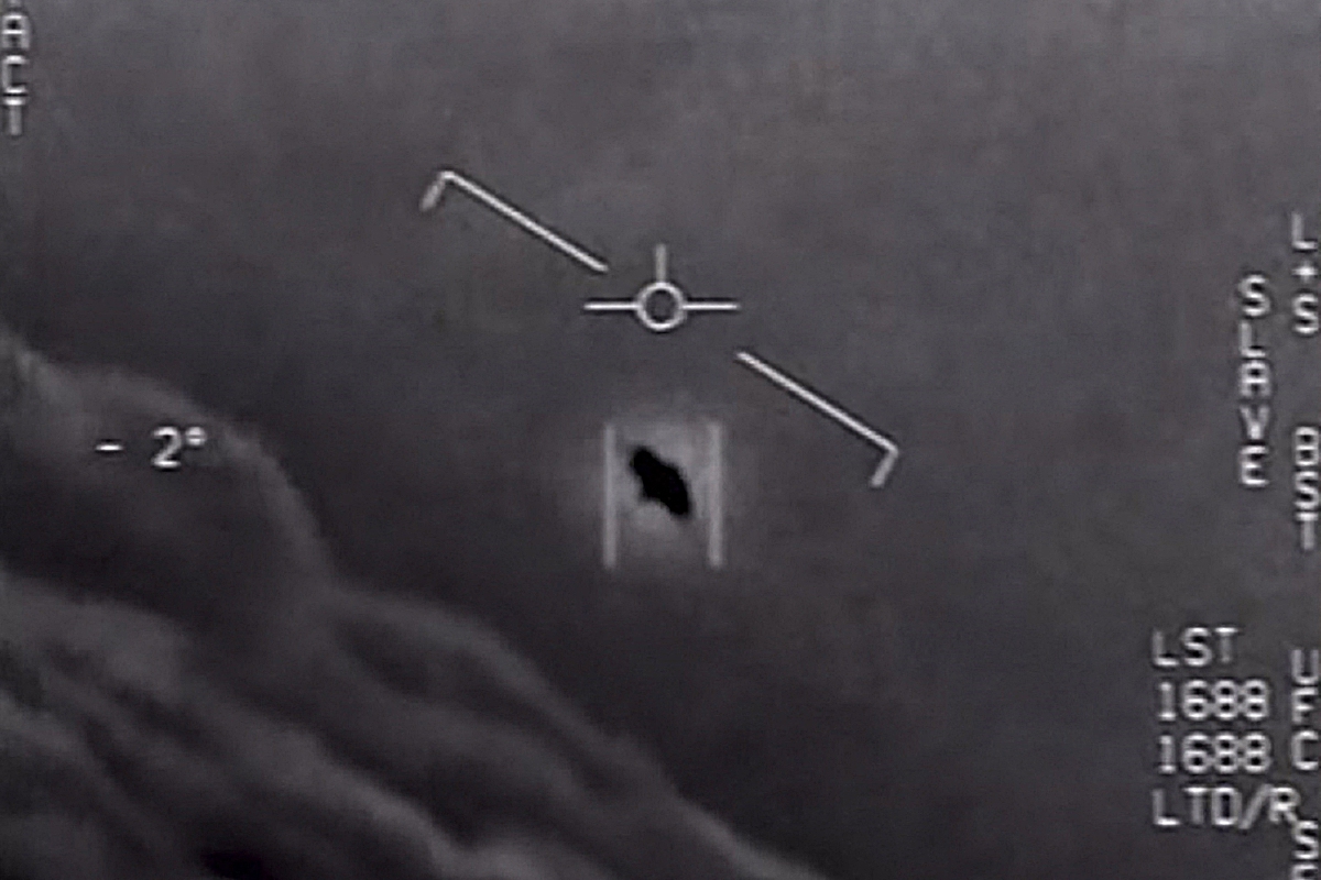 อดีตเจ้าหน้าที่ไล่ล่า UFO เผยพวกมันแทรกแซงนิวเคลียร์สหรัฐ อดีตเจ้าหน้าที่ไล่ล่า UFO เผยพวกมันแทรกแซงนิวเคลียร์สหรัฐ