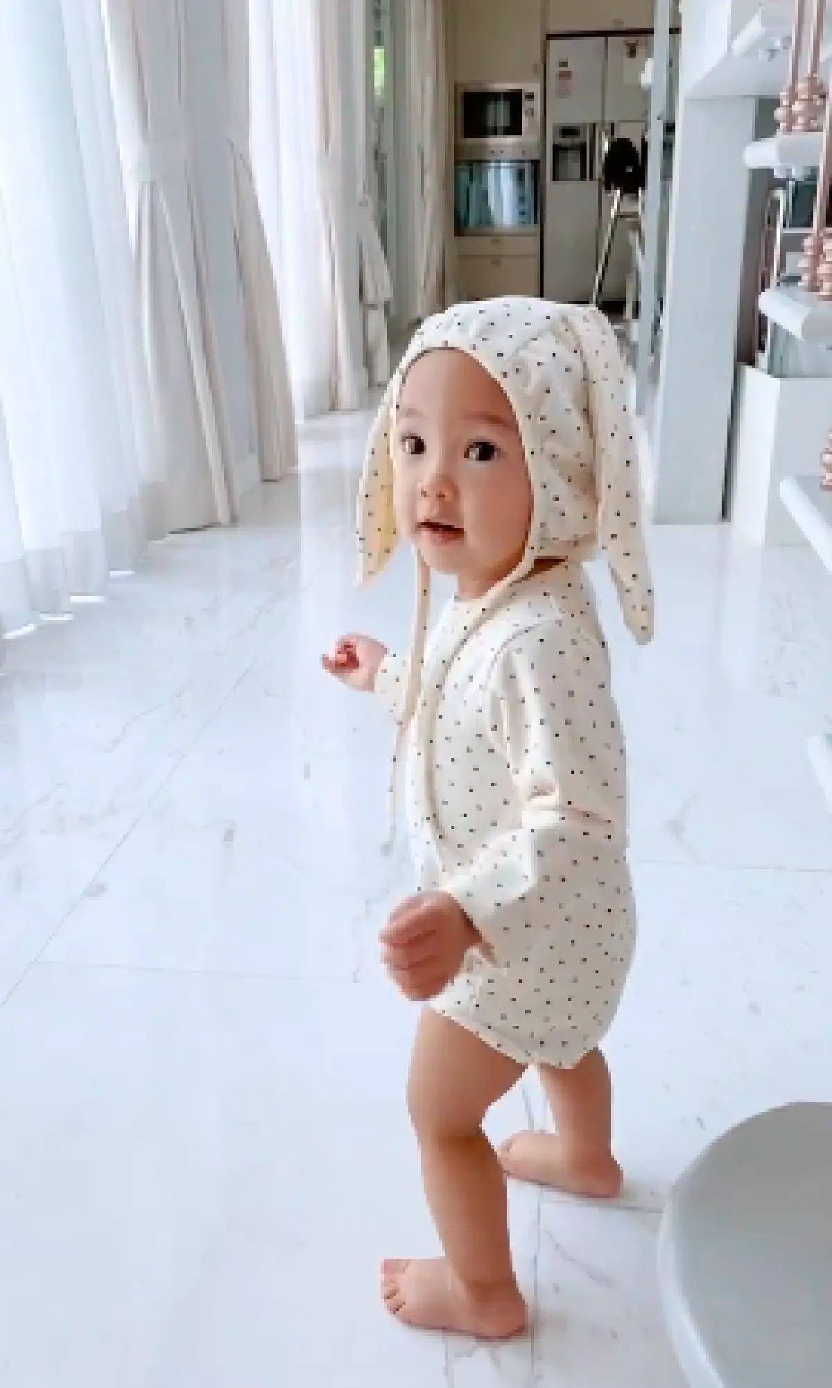 “น้องโนล่า” ลูกสาวสุดน่ารักของ “เจนี่" ยิ่งโต อินเนอร์แฟชั่นนิสต้ามาเต็ม