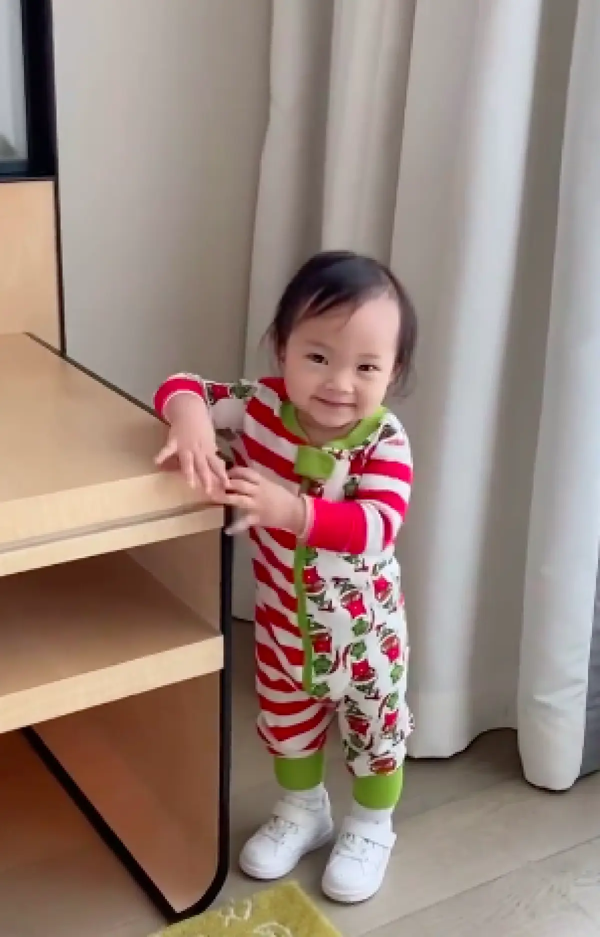 “น้องโนล่า” ลูกสาวสุดน่ารักของ “เจนี่" ยิ่งโต อินเนอร์แฟชั่นนิสต้ามาเต็ม