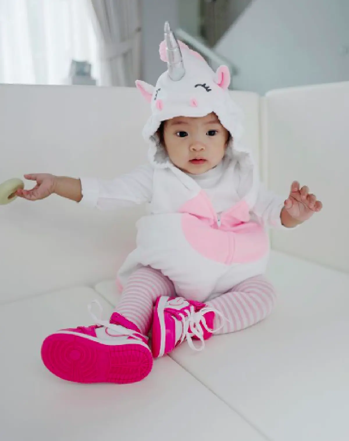 “น้องโนล่า” ลูกสาวสุดน่ารักของ “เจนี่" ยิ่งโต อินเนอร์แฟชั่นนิสต้ามาเต็ม