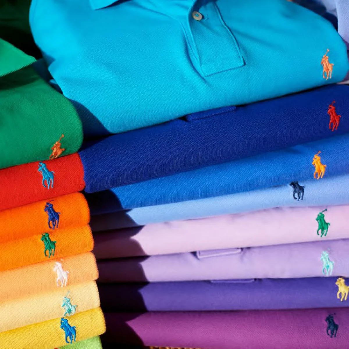 เซ็นทรัล เนรมิตสีรุ้งใจกลางเมือง ตอกย้ำการเป็นองค์กรแห่ง Gender Diversity