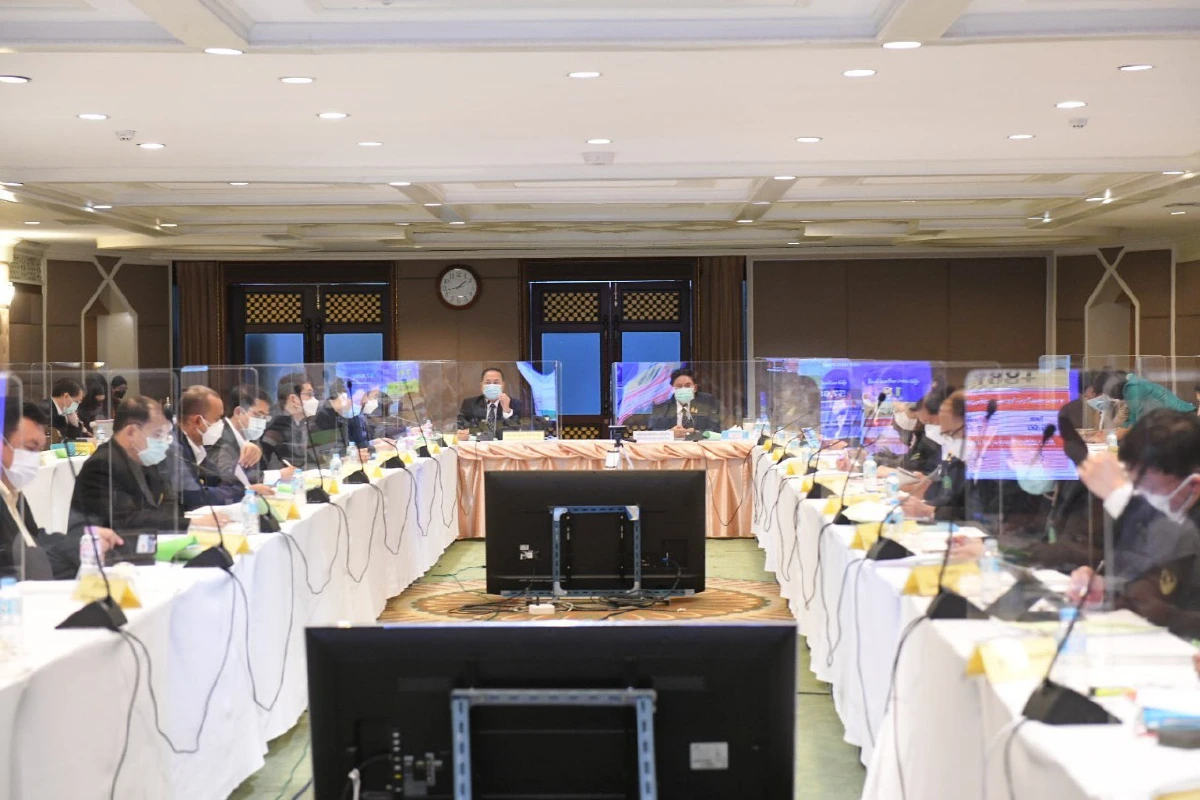 คกก.โรคติดต่อเห็นชอบผ่อนคลายสถานที่-กิจการบางประเภท