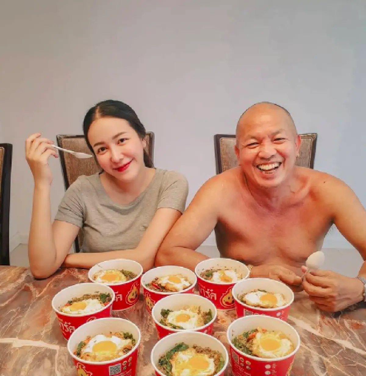  “ไอซ์ ณพัชรินทร์” ตอบคำถามแฟนคลับเมื่อถามถึง “บอล เชิญยิ้ม" แบบตัดเยื่อใย พร้อมอันฟอลไอจี 