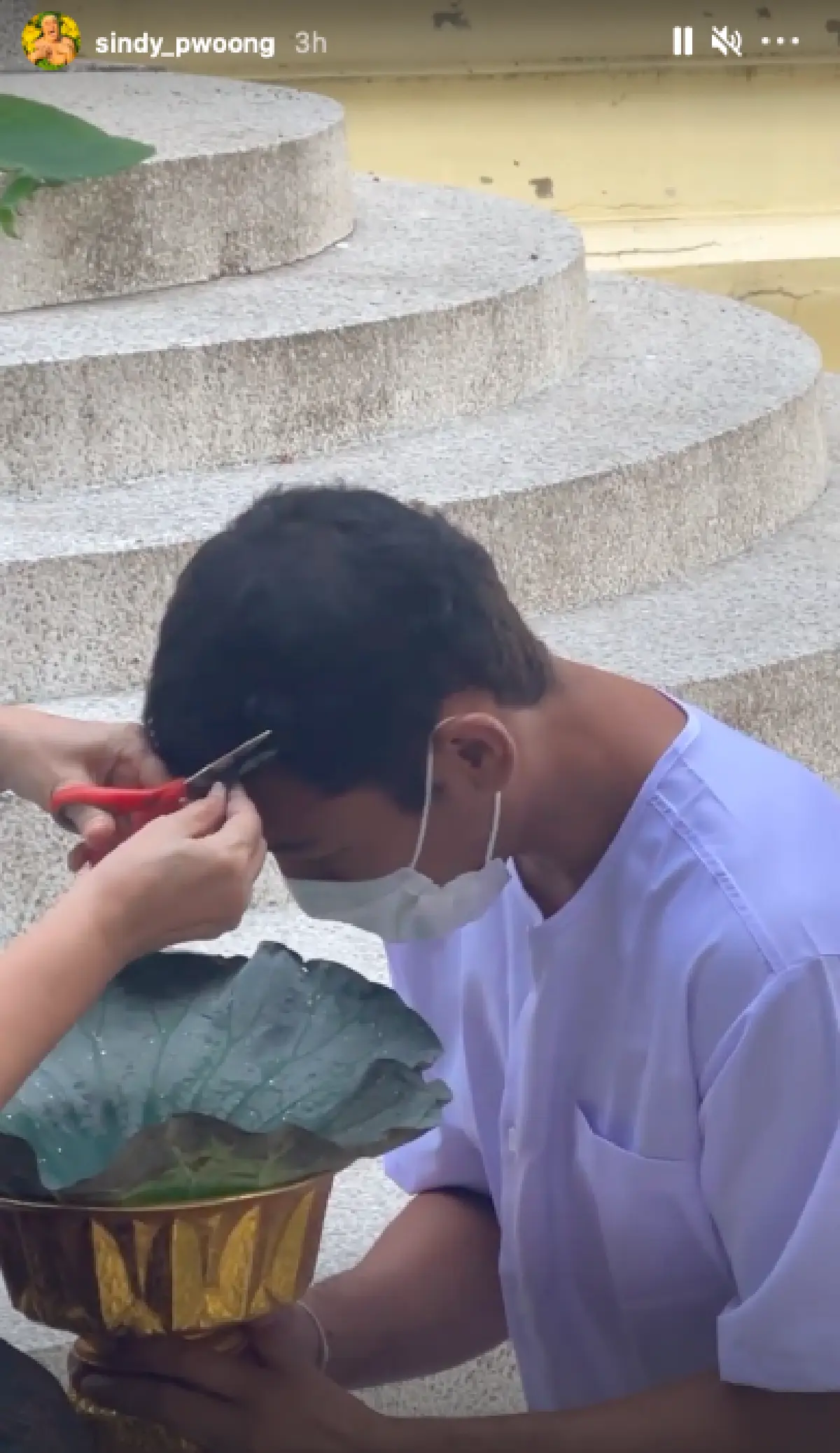 อนุโมทนาบุญพระใหม่! “ป๋อมแป๋ม” เข้าพิธีอุปสมบทแบบเรียบง่าย 