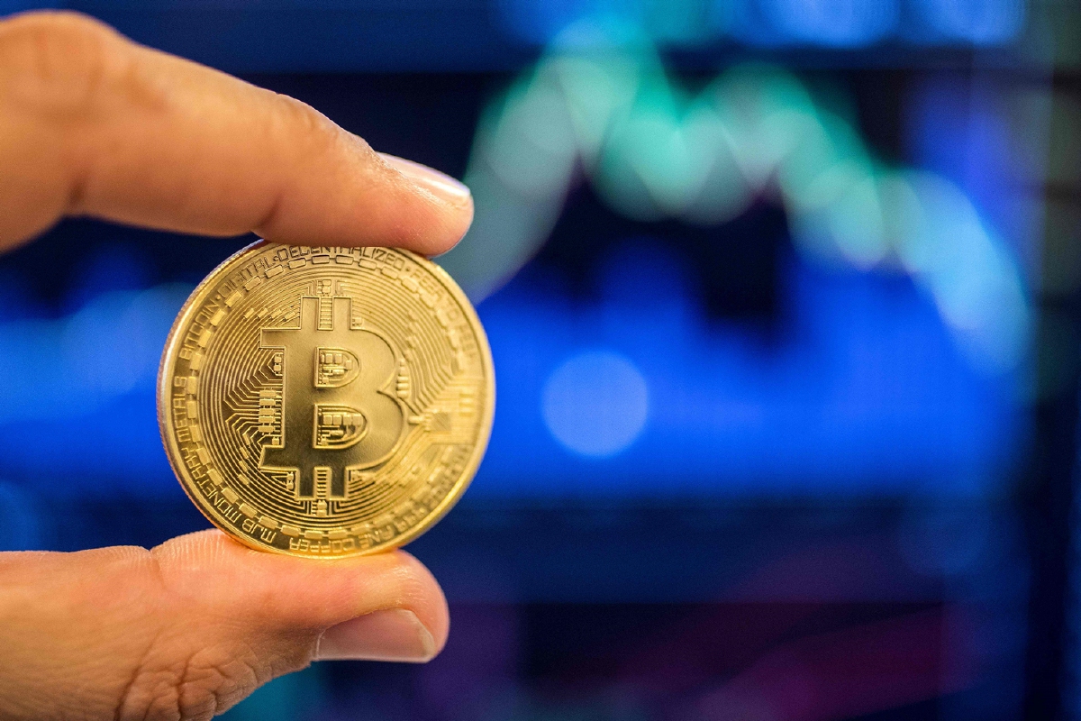 กูรูการเงินเทขาย Bitcoin กังวลจีนกวาดล้างหนัก กูรูการเงินเทขาย Bitcoin กังวลจีนกวาดล้างหนัก