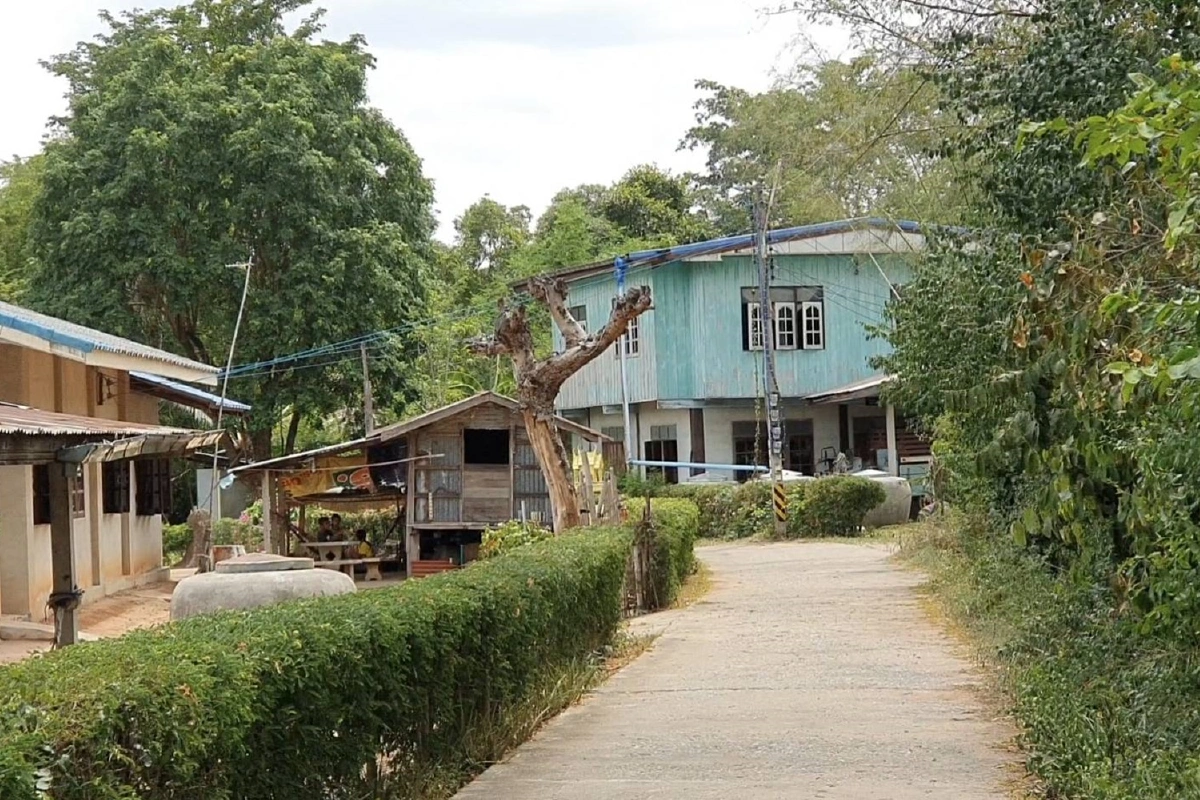 โคราชปิดหมู่บ้าน14วันที่อ.โนนสูงพบโควิดคลัสเตอร์วงพนันป่าละเมาะ