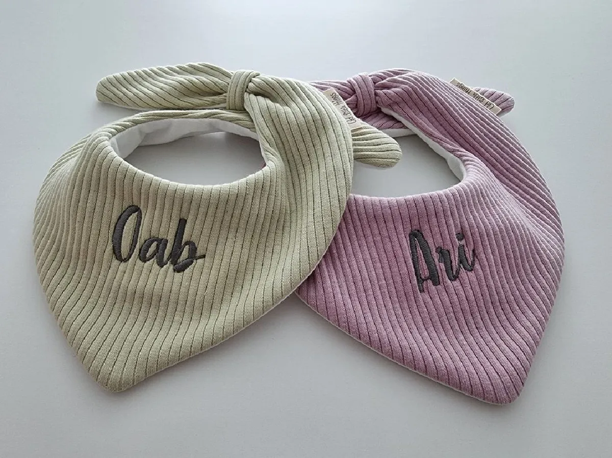 “จ๊ะ จิตตาภา” เผยโฉมหน้าลูกแฝด พร้อมตั้งชื่อสุดน่ารัก “น้องโอบ-น้องอารี” 