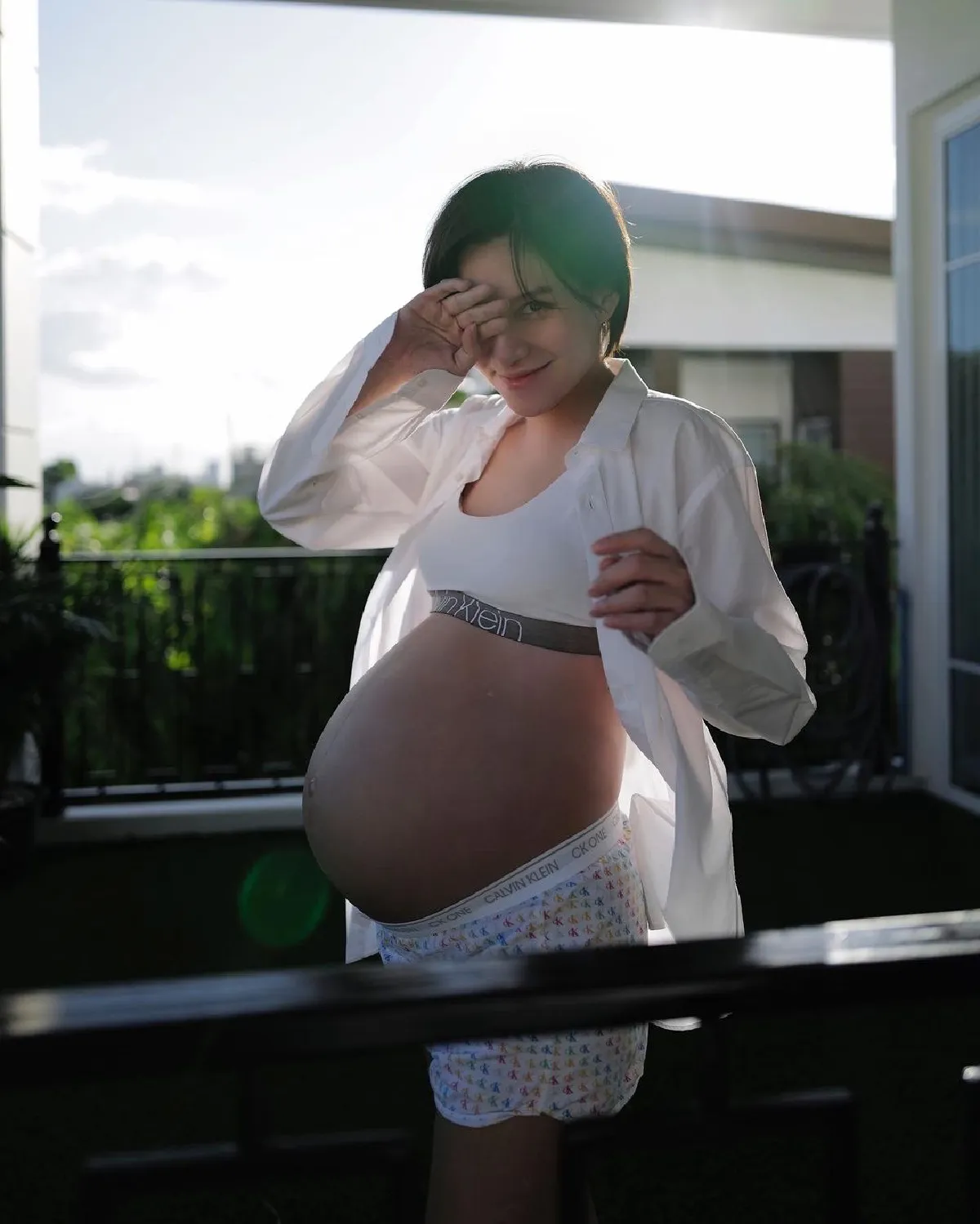 “จ๊ะ จิตตาภา” เผยโฉมหน้าลูกแฝด พร้อมตั้งชื่อสุดน่ารัก “น้องโอบ-น้องอารี” 