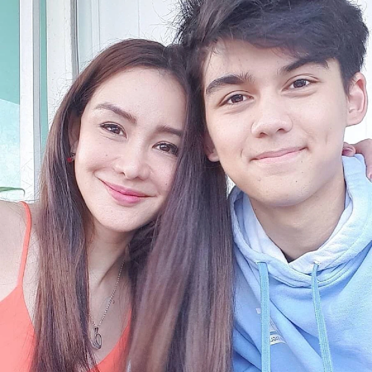 "นิโคล" ฉลองวันเกิดวัย 49 กับ “น้องทิกเกอร์” แบบเรียบง่ายแต่สุดอบอุ่น 