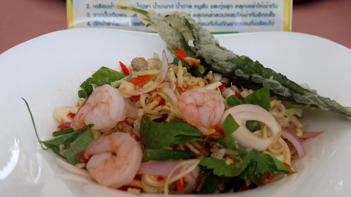 เปิดร้านกัญชาเพื่อสุขภาพโชว์สารพัดเมนูเด็ดชวนลิ้มลอง