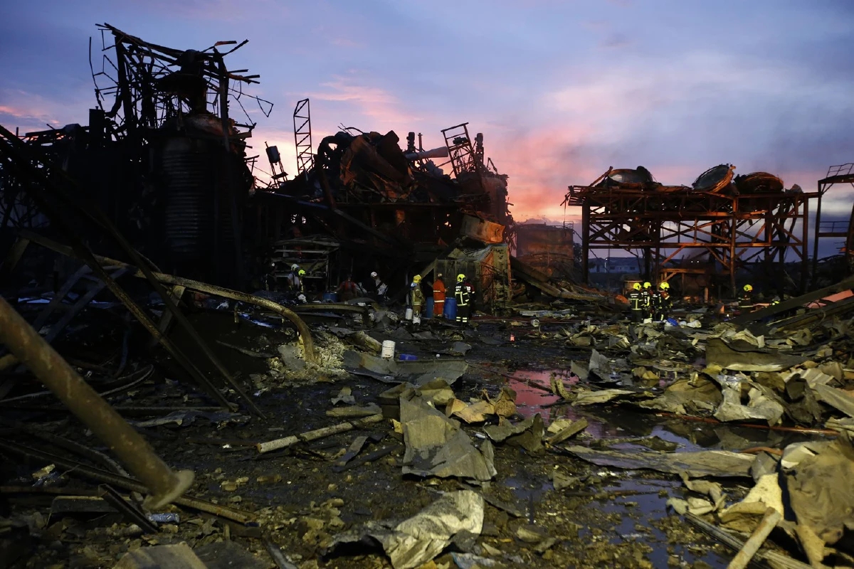 "บิ๊กตู่"สั่งระดมทหารทุกเหล่าทัพพร้อมเครื่องมือสนับสนุนดับไฟ