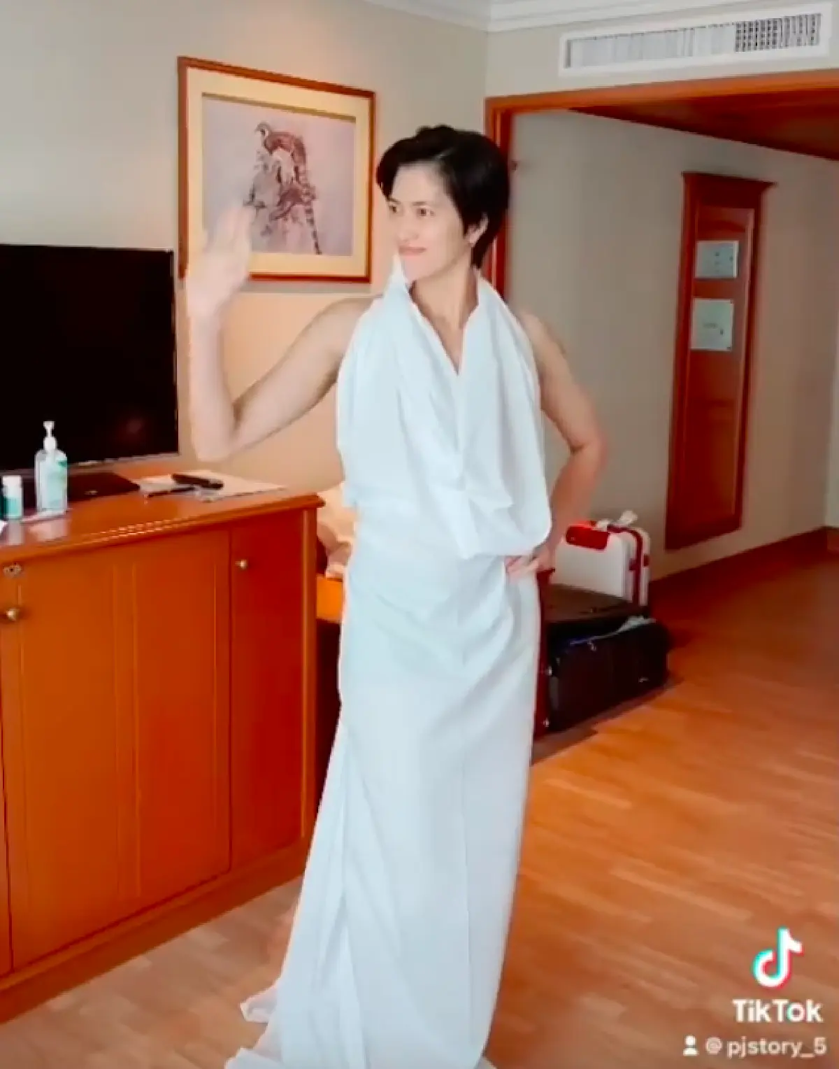 กักตัวเป็นเหตุ..สังเกตได้! "ปลื้มจิตร์" เปลี่ยนลุคทำเอาฮือฮาทั้งโซเชียล