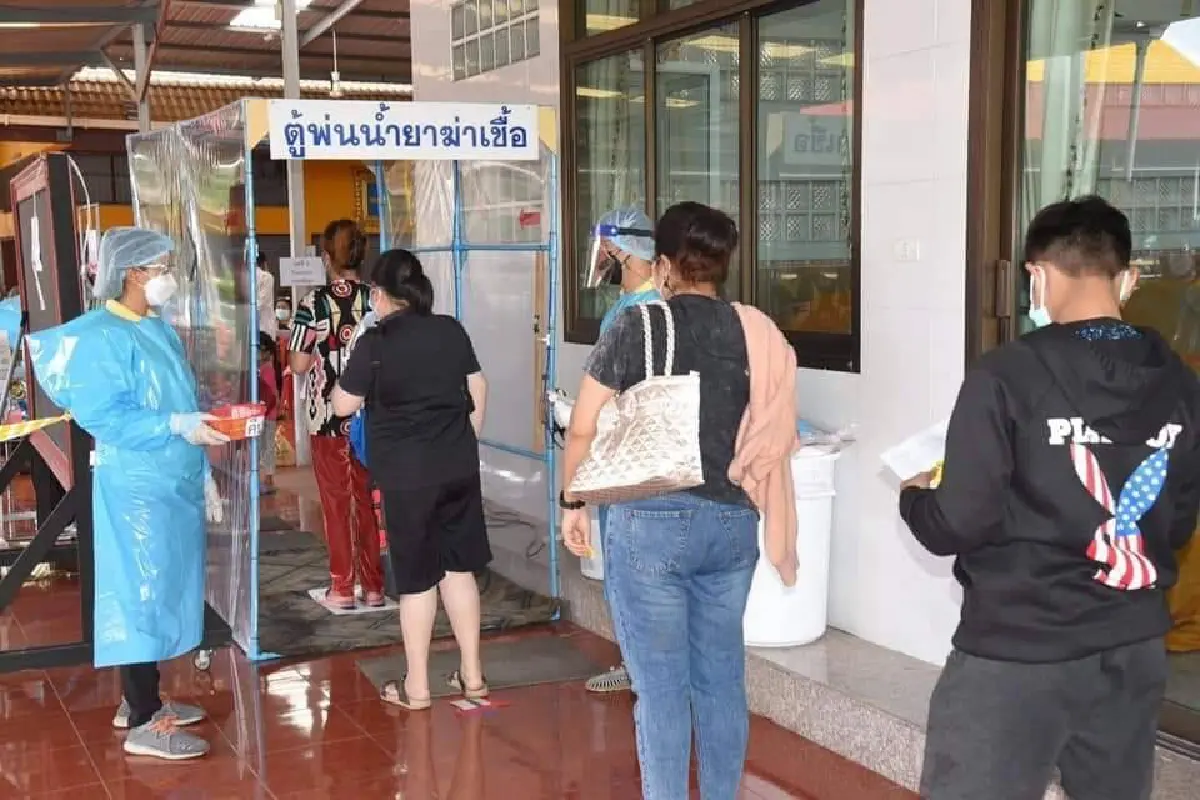 กทม.จัดระบบบัตรคิดใหม่เพิ่มจุดตรวจโควิดกระจายทั่วกรุง