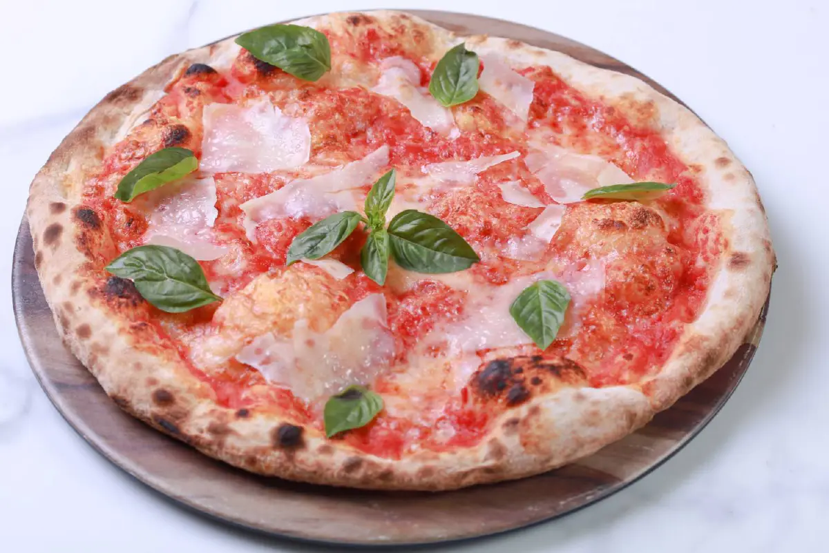 เวนติซี เดลิเวอรี่ความอร่อยให้อิ่มแบบจุใจ 2 เท่า กับโฮมเมดพิซซ่าสไตล์อิตาเลียน ซื้อ 1 แถม 1