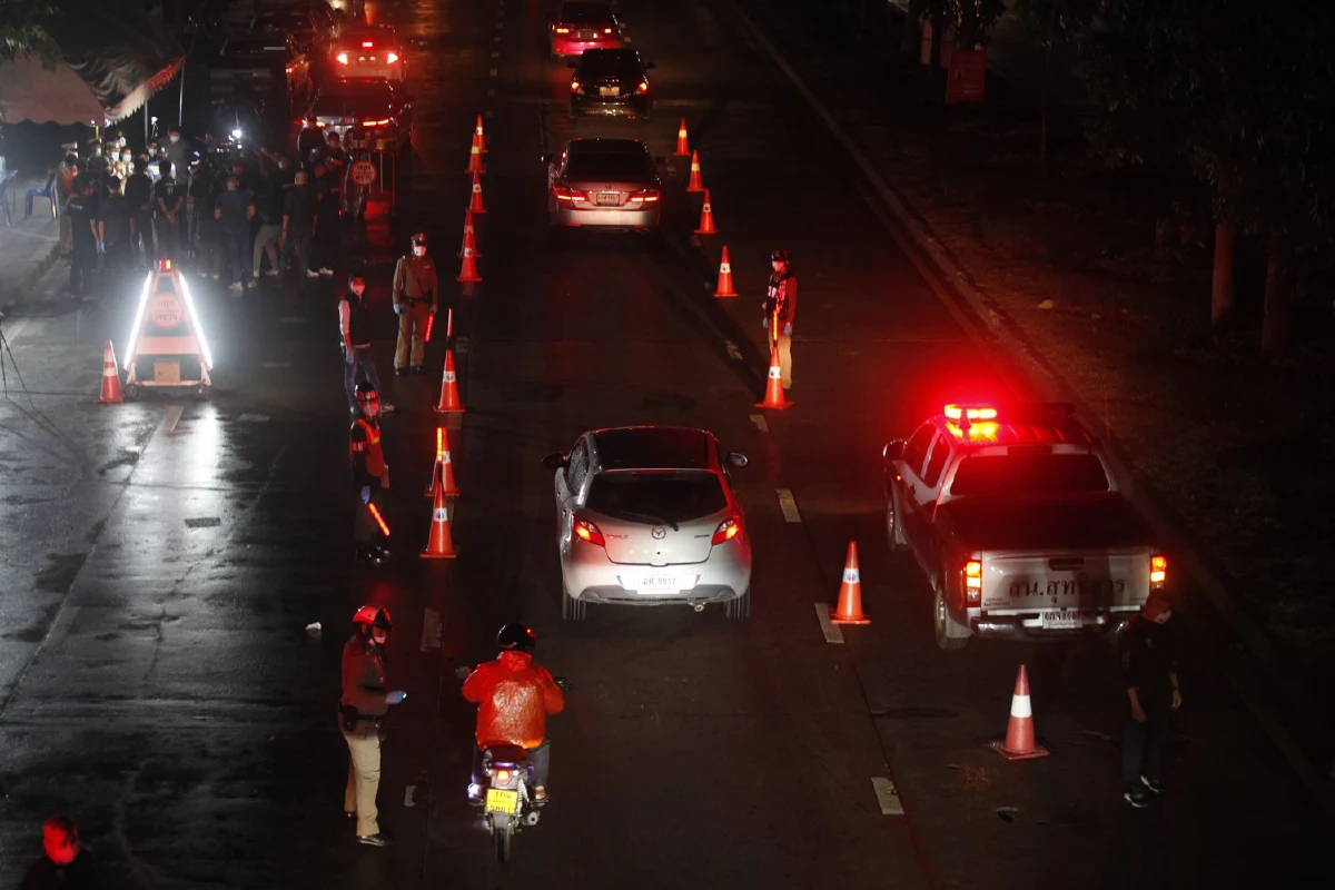 ตร.แจงตั้ง147ด่านตรวจพื้นที่10จังหวัดสีแดงเข้มช่วงเคอร์ฟิว