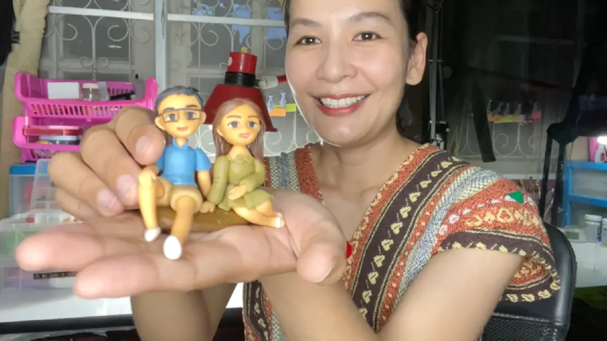 อดีตพริตตี้สู้ชีวิตไม่ท้อกถูกโควิดเล่นงานปั้นตุ๊กตาหน้าเหมือนสร้างรายได้