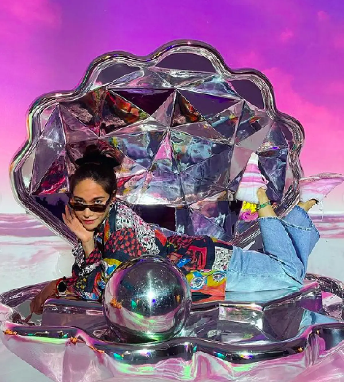 “พลอย เฌอมาลย์” ควง “คลอดีน” บินไปอเมริกาอย่างสบายใจ เดินชิวไม่ต้องปิดแมสก์