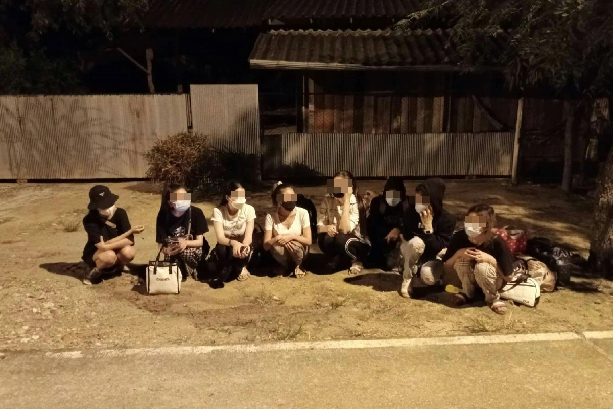 ทหารจับ 8 สาวไทยหนีข้ามแม่น้ำเมยจากเมียนมาตรวจหาโควิด