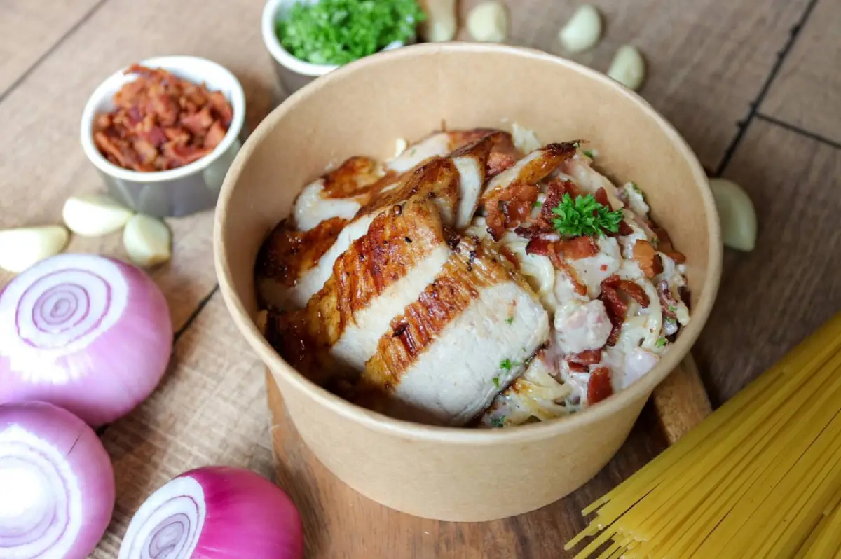 ยกครัวมาบน Truck 'แมริออท สุรวงศ์' จัดความอร่อยลงกล่องระดับ 5 ดาว ในราคาสบายกระเป๋า