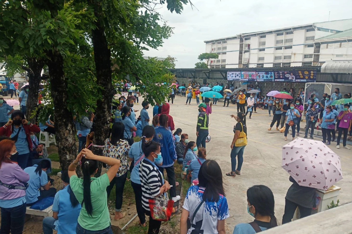 ฉันทนา!ประท้วงโรงงาน มีคนติดโควิดเกือบ400คน แต่ไม่ปิดชั่วคราว  