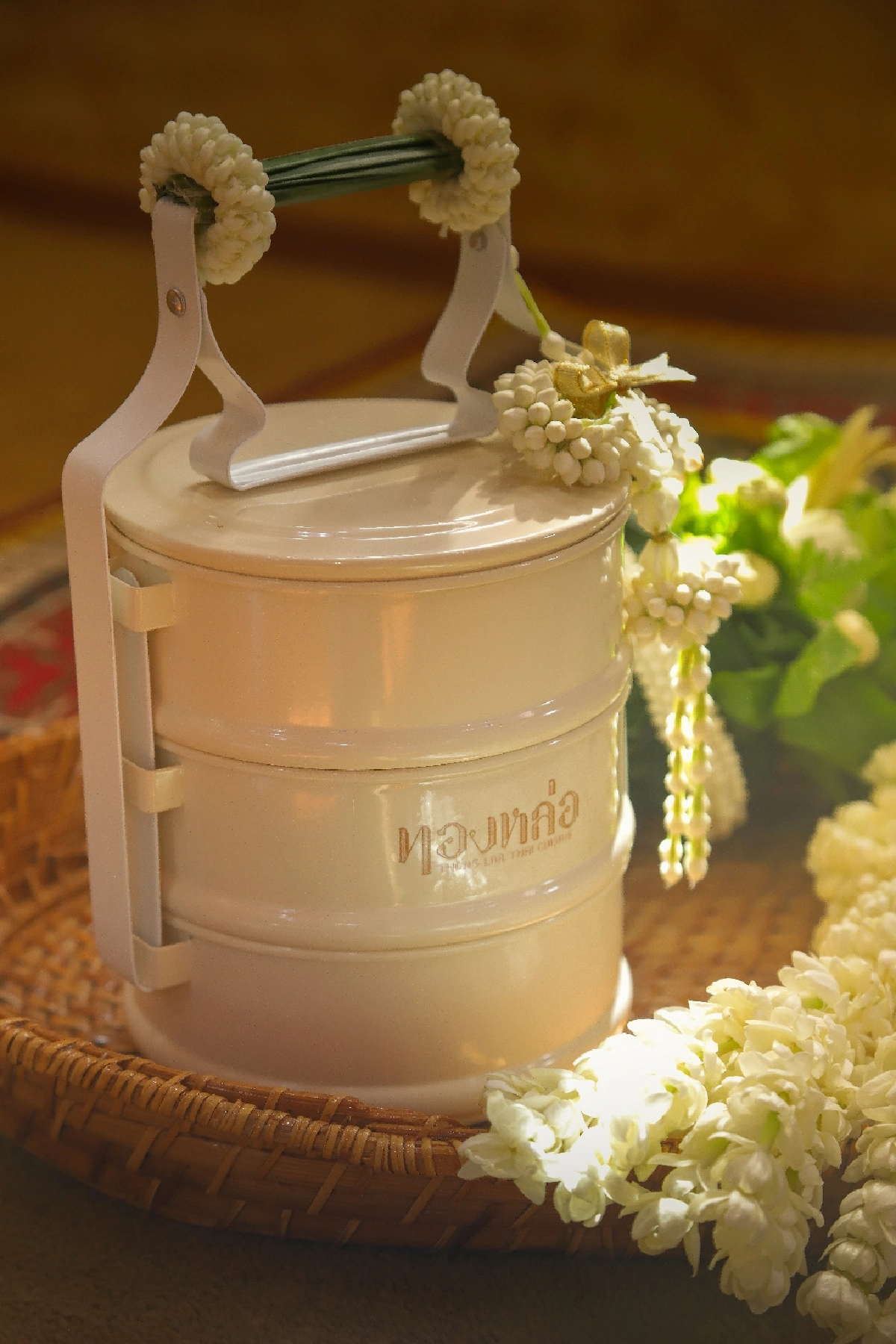 ปิ่นโตมงคล ครบรสแบบไทย ถูกใจ ได้บุญ