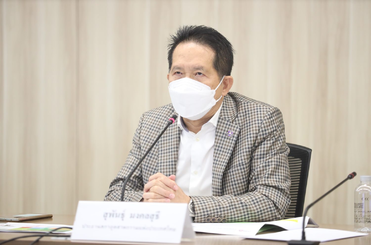 เอกชนดิ้นหาวัคซีนป้อนภาคอุตสาหกรรม ชงตั้งรพ.สนามในโรงงาน สกัดคลัสเตอร์ใหม่ เอกชนดิ้นหาวัคซีนป้อนภาคอุตสาหกรรม ชงตั้งรพ.สนามในโรงงาน สกัดคลัสเตอร์ใหม่