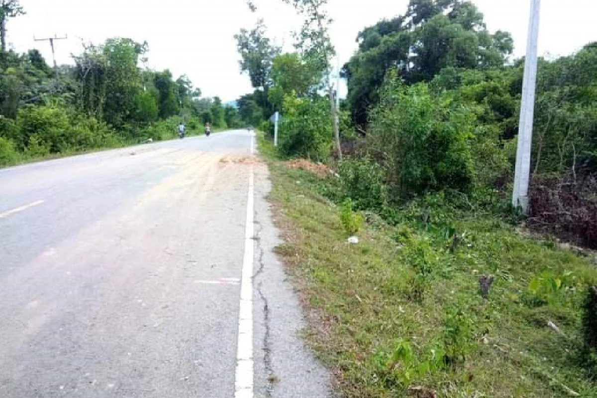 คนร้ายลอบวางบึ้มรถนายอำเภอสุคิริน อส.พลขับบาดเจ็บ1