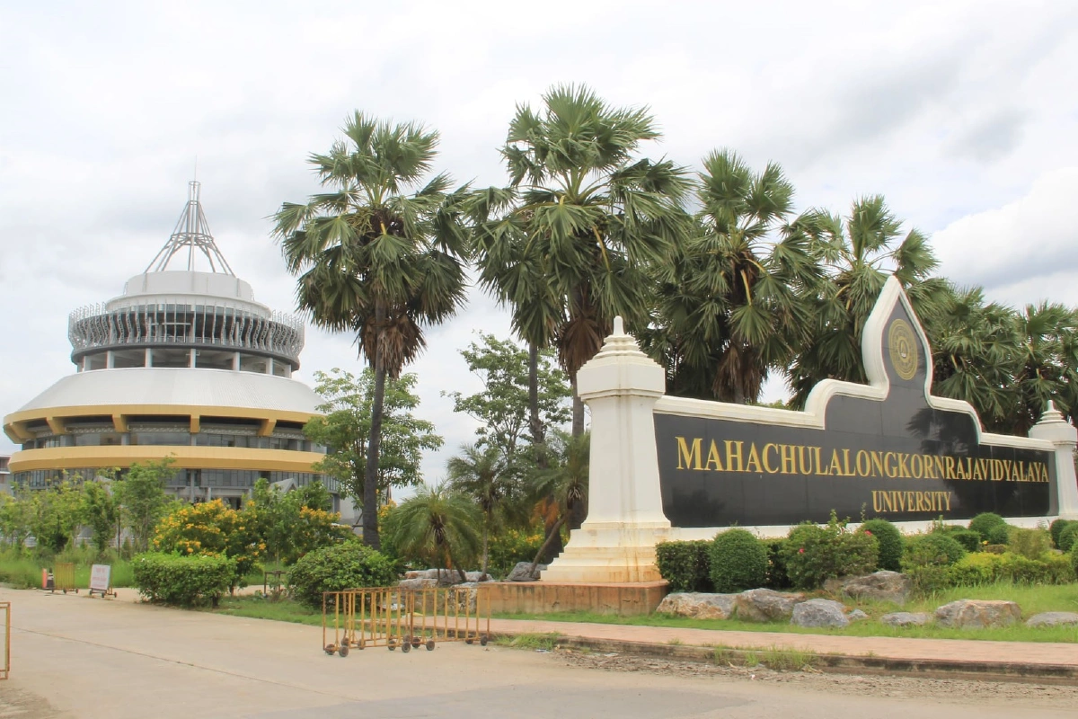 อยุธยาตั้งรพ.สนามโควิดใช้อาคารหอสมุดสร้างใหม่ของมจร.วังน้อย