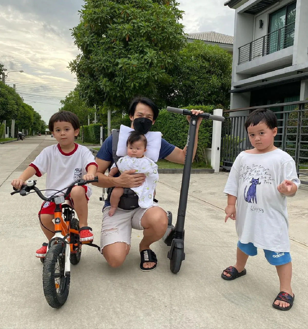 “ณัฏฐ์ เทพหัสดิน” บังเอิญเจอ “สายฟ้า-พายุ” ในหมู่บ้าน พร้อมรีวิวความน่ารัก