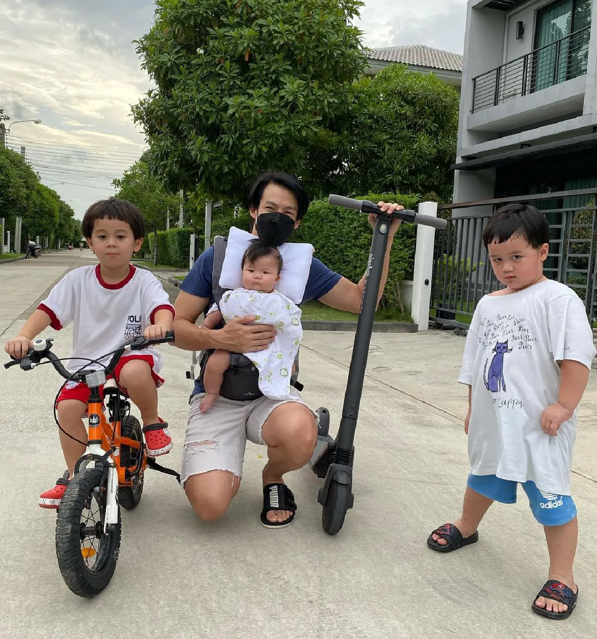 “ณัฏฐ์ เทพหัสดิน” บังเอิญเจอ “สายฟ้า-พายุ” ในหมู่บ้าน พร้อมรีวิวความน่ารัก