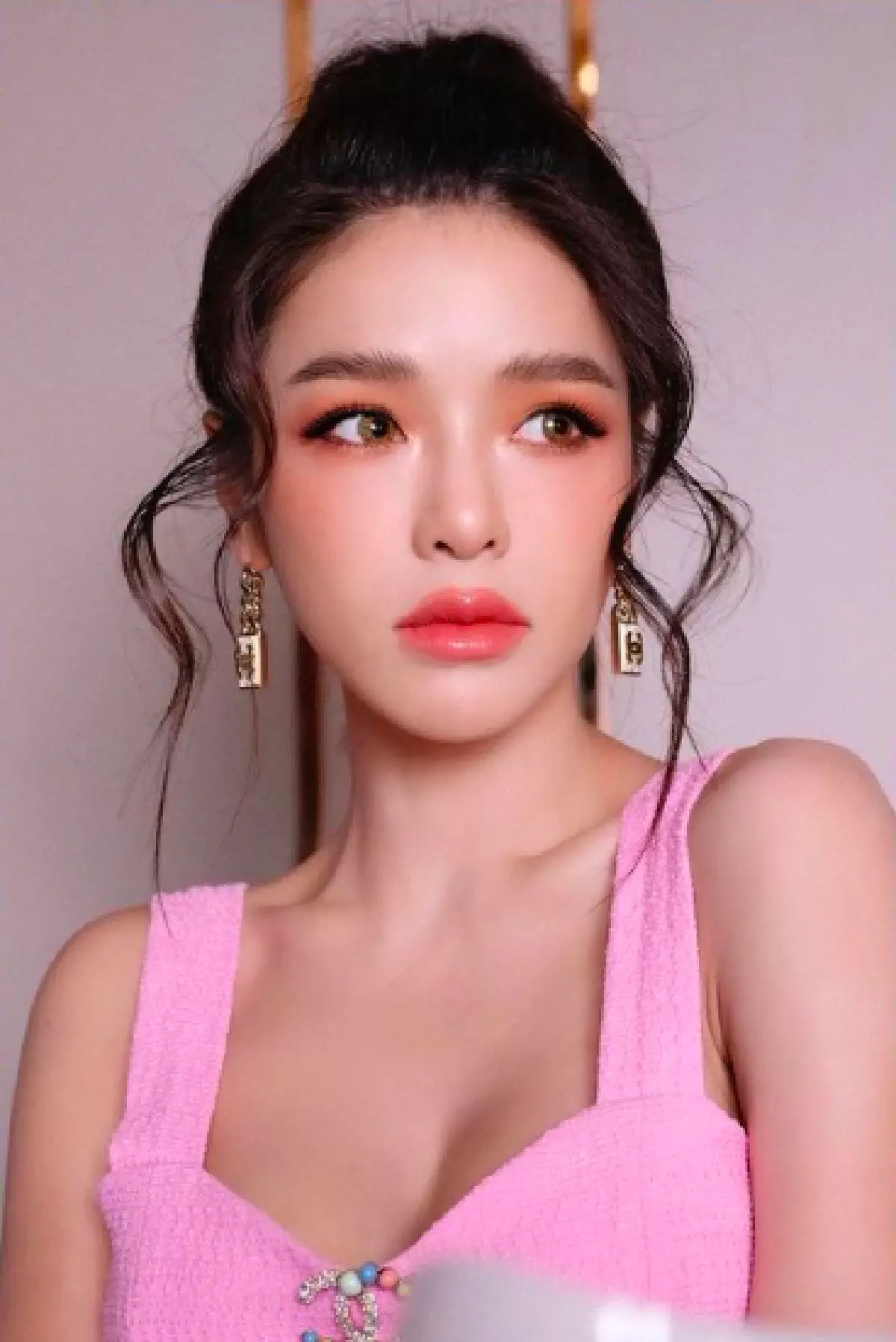 "แอร์ ภัณฑิลา" เทียบวิวัฒนาการความสวยให้ดู พร้อมบอกทำไมนับวันหน้ายิ่งเด็กลง