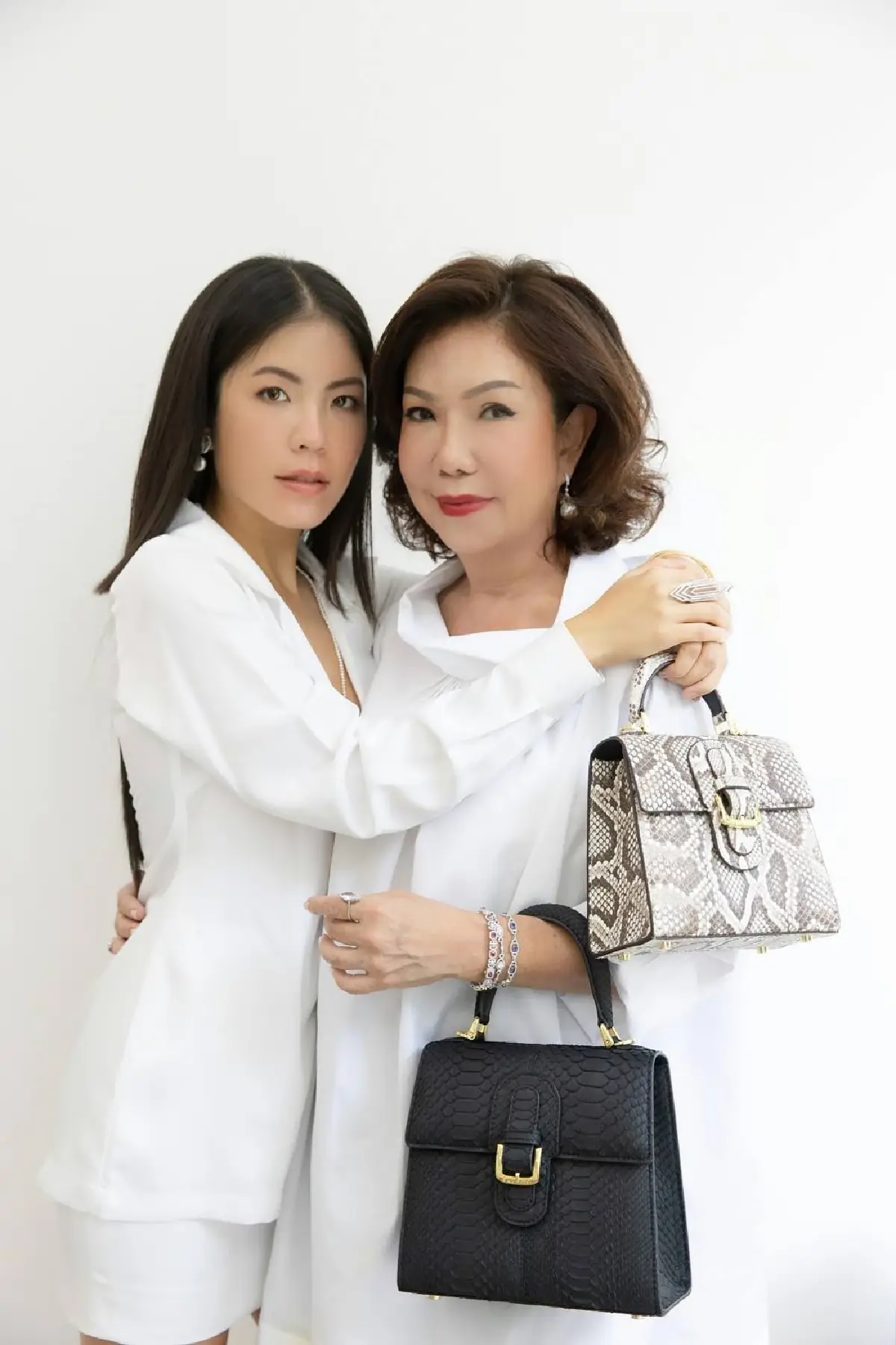 ความประทับใจจากสายใยแห่งรักระหว่าง 3 คู่แม่ลูกเซเลบริตี้คนดัง