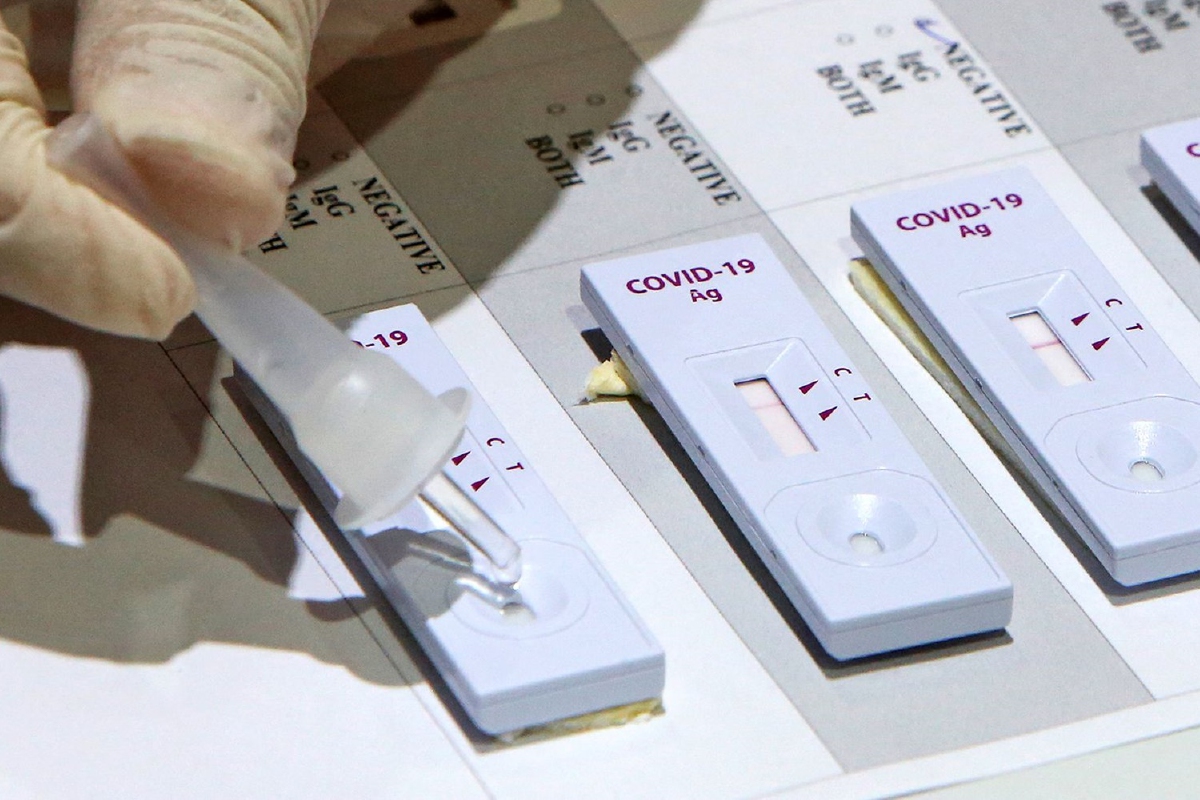 เร่งจัดหา "Antigen Test Kit" 8.5ล้านชุดแจกประชาชนภายในส.ค.นี้ เร่งจัดหา "Antigen Test Kit" 8.5ล้านชุดแจกประชาชนภายในส.ค.นี้