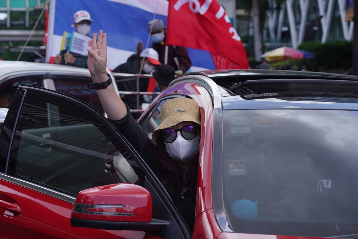 คาร์ม็อบราชประสงค์คึก! มวลชนร่วมเคลื่อนขบวน