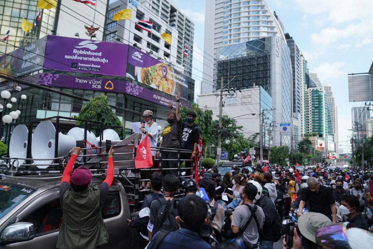 คาร์ม็อบแถลงการณ์ปฏิรูปทุกสถาบัน ขอคืนศักดิ์ศรีความเป็นมนุษย์