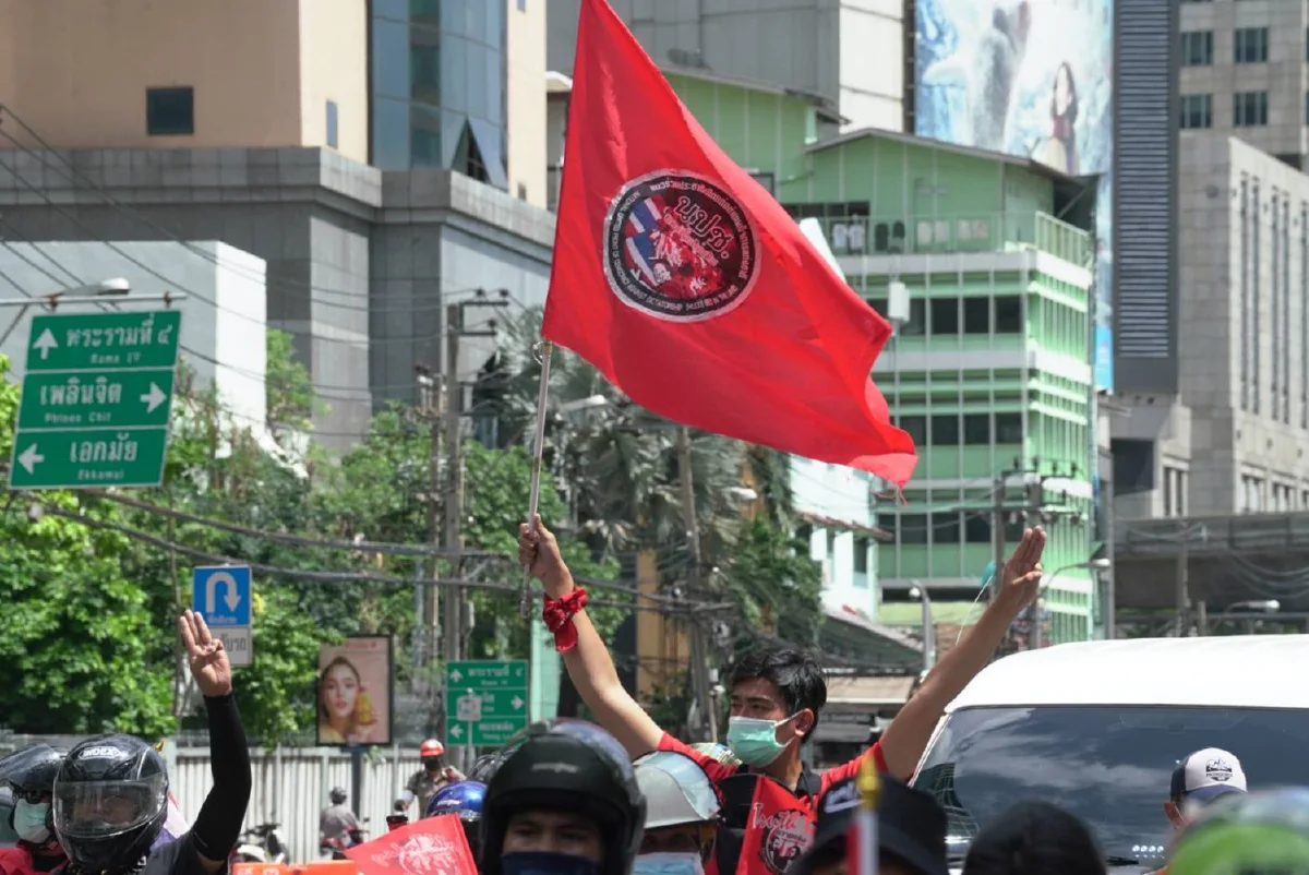 คาร์ม็อบราชประสงค์คึก! มวลชนร่วมเคลื่อนขบวน