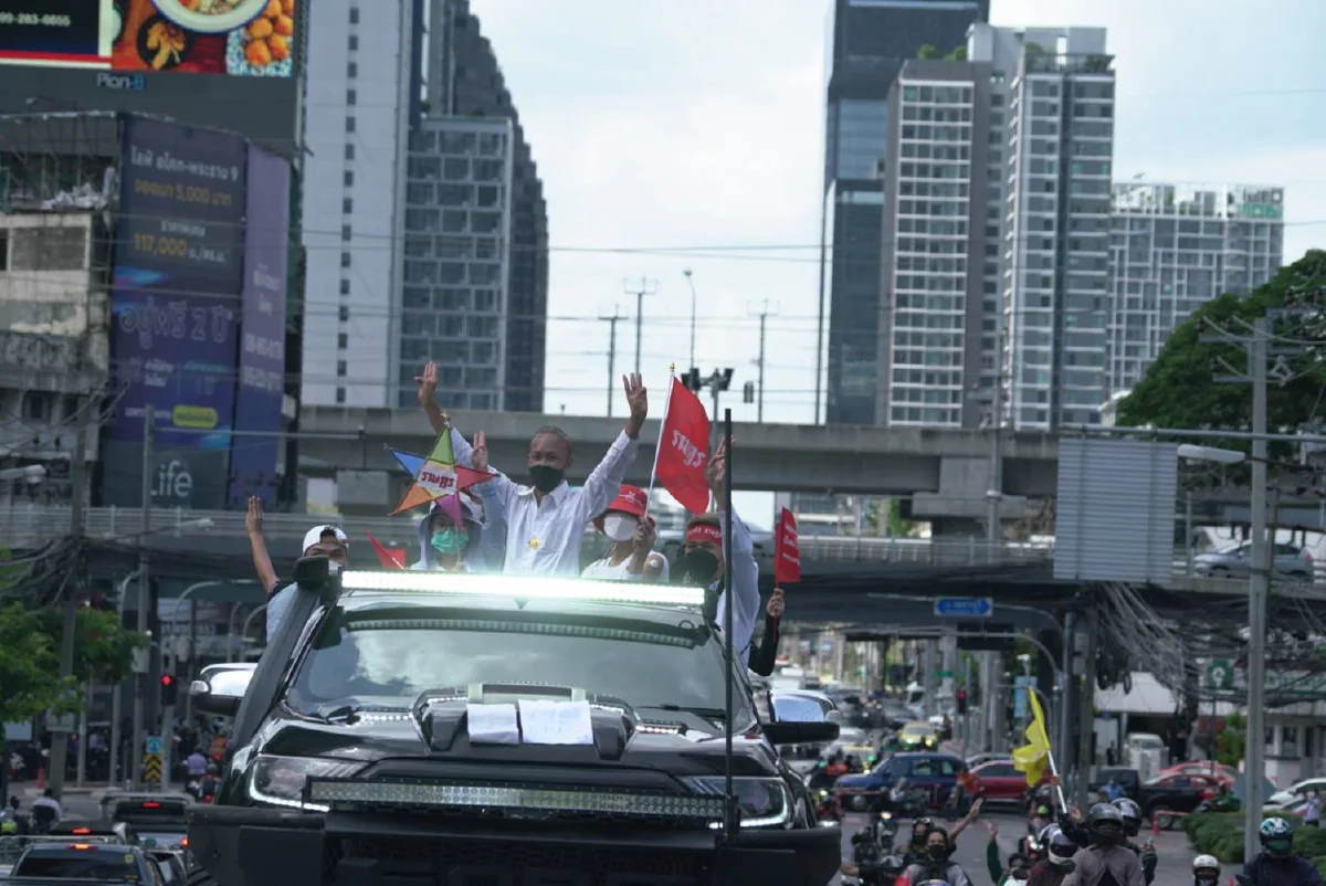 คาร์ม็อบแถลงการณ์ปฏิรูปทุกสถาบัน ขอคืนศักดิ์ศรีความเป็นมนุษย์