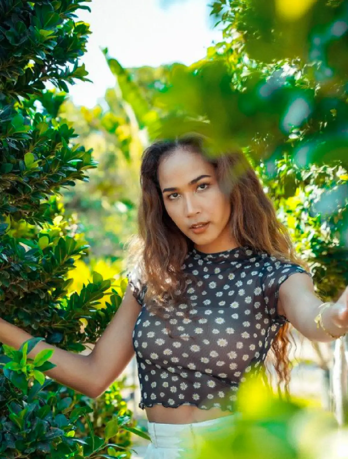 “เมญ่า” แซ่บยิ่งกว่าครั้งไหนๆ ล่าสุดเปลือยท่อนบนอวดความฮอต