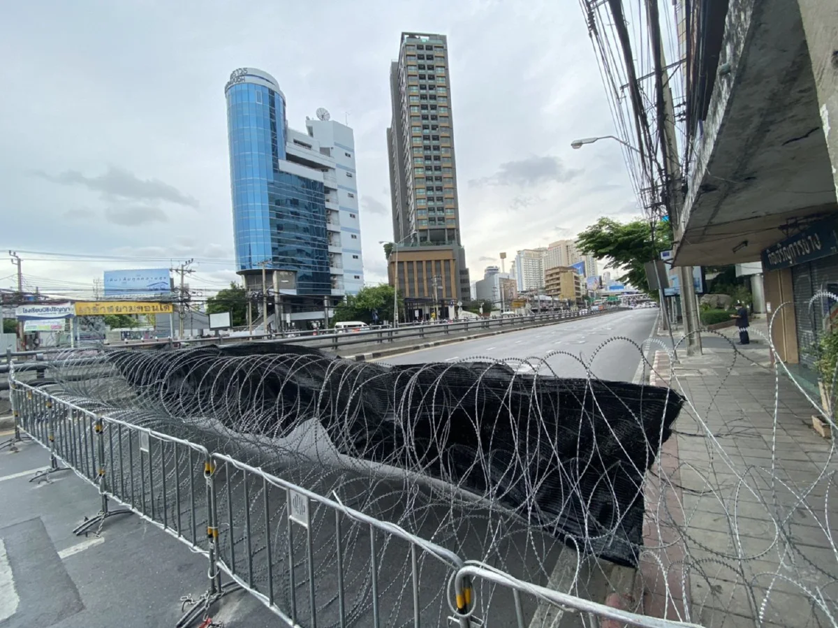 ม็อบทะลุฟ้าเคลื่อนขบวน4โมงเย็น จุดหมายบ้านประยุทธ์