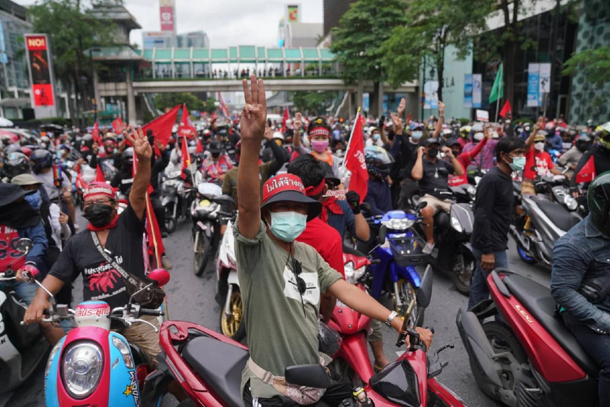 ม็อบ"Car Park"ทยอยชุมนุมราชประสงค์ "ป้าเป้า"ร่วมด้วย