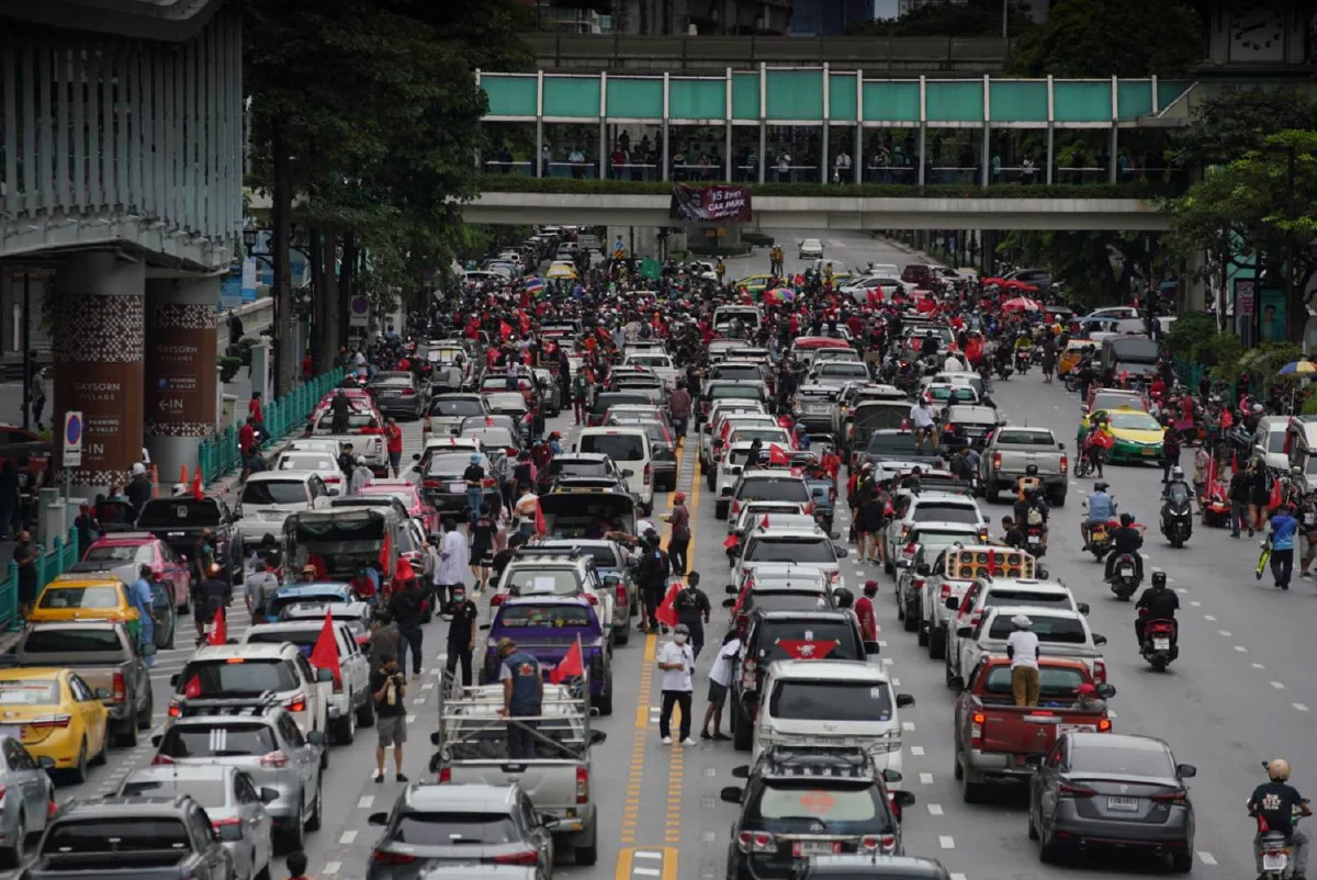 ม็อบ"Car Park"ทยอยชุมนุมราชประสงค์ "ป้าเป้า"ร่วมด้วย