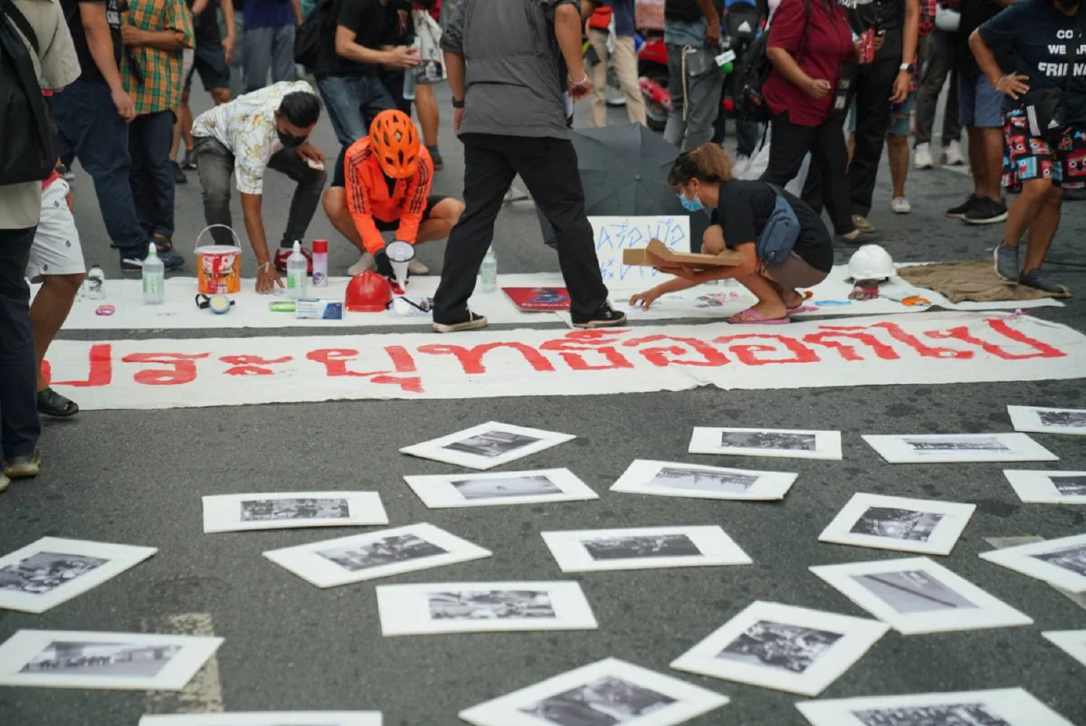 เริ่มแล้ว!ม็อบทะลุฟ้าเดินขบวนจากราชประสงค์ไปสตช.