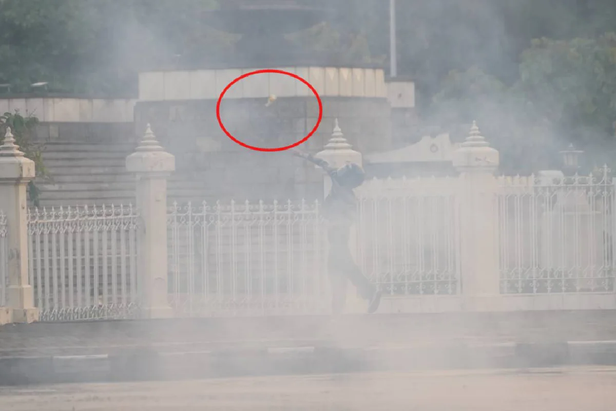 อนุสาวรีย์ชัยฯป่วนอีก พบวัยรุ่นถือปืนขณะปะทะตร.