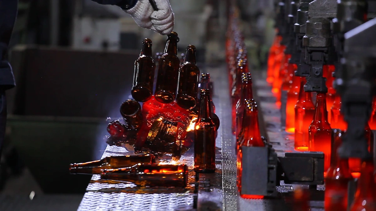 BGC สวนกระแสรุกสร้างเตาหลอมแก้วใหม่และเพิ่มกำลังผลิตโรงงานปราจีนบุรี