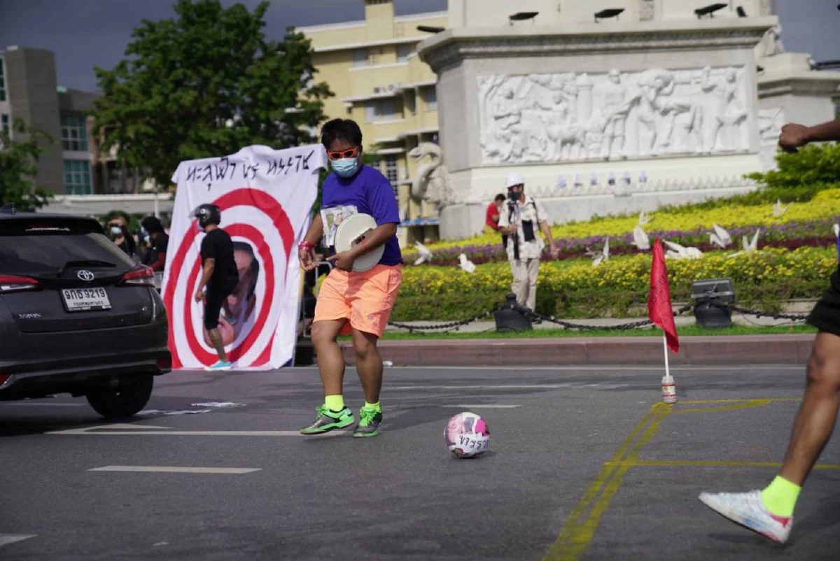 กลุ่มทะลุฟ้าจัดกีฬาสีไล่ทรราช คาดยุติช่วง1ทุ่ม