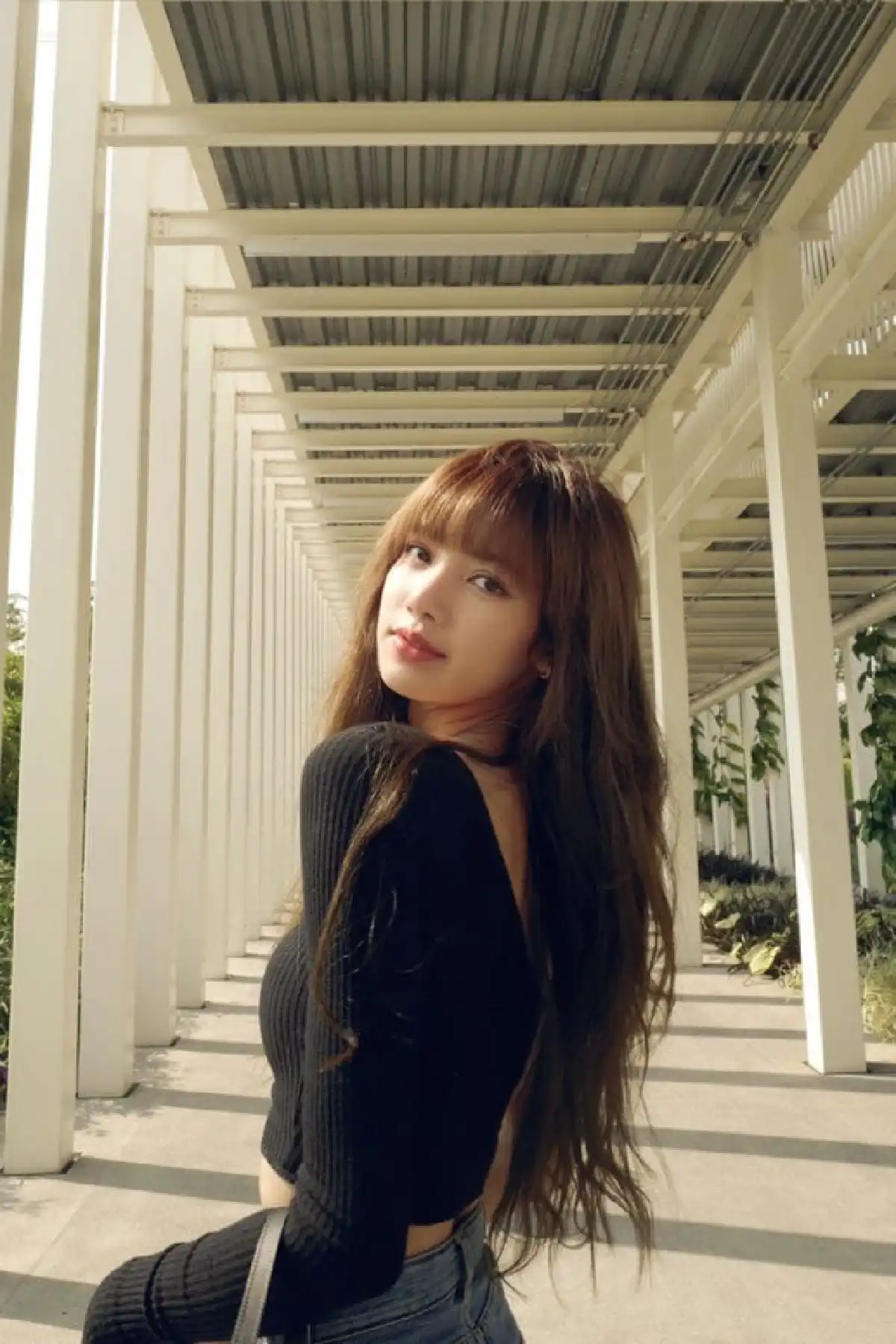 "เจนนี่ ได้หมดถ้าสดชื่น" กับลุคละมุนมีผมหน้าม้า มองแวบแรกนึกว่า “ลิซ่า BLACKPINK”